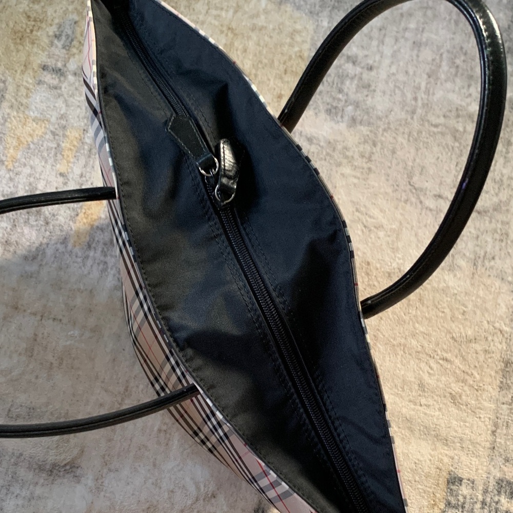 Burberrys Blue Label Nova Check Tote Bag - Picture 4 of 16